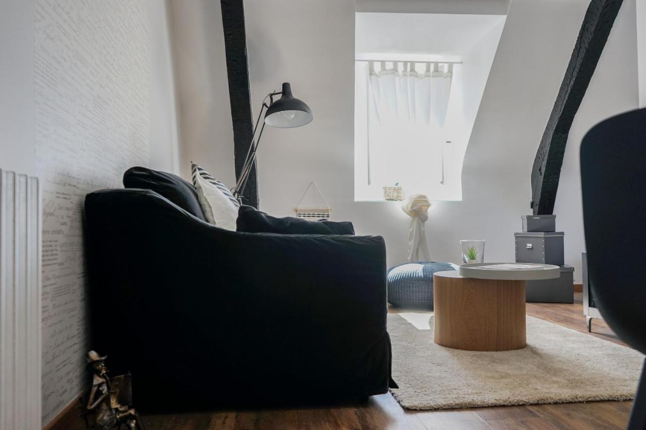 La Cachette D Artistes - 1 Chambre Бриве-ла-Гаилларде Экстерьер фото