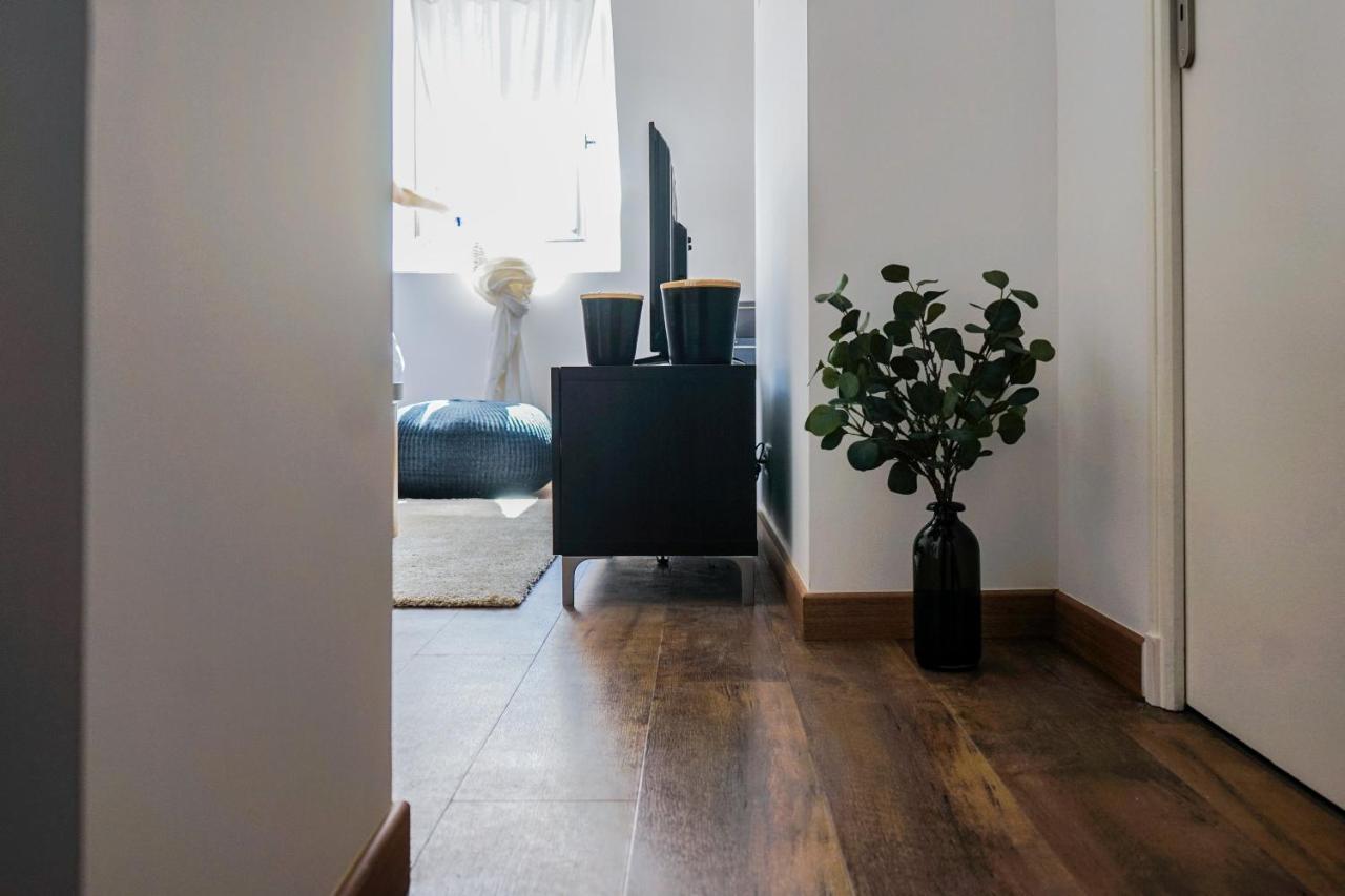 La Cachette D Artistes - 1 Chambre Бриве-ла-Гаилларде Экстерьер фото